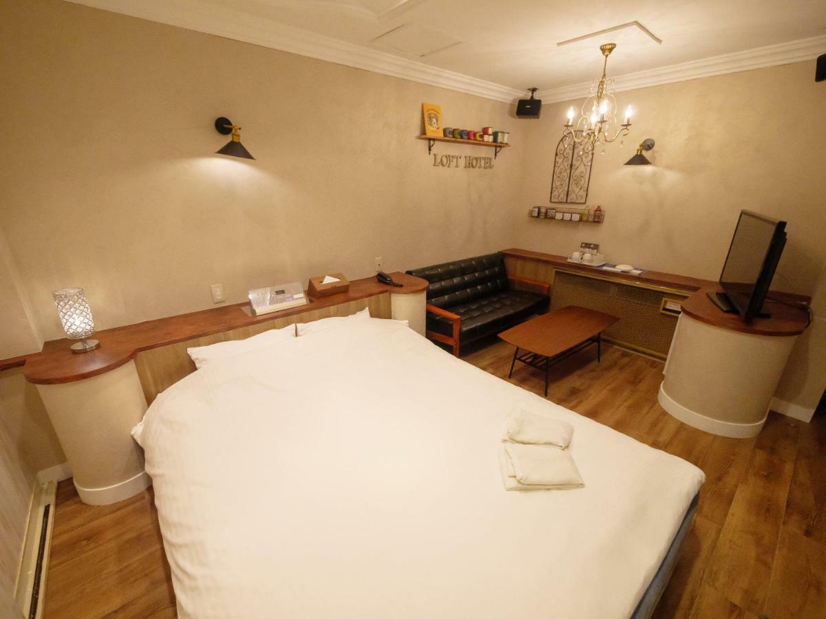 Loft Hotel Tokyo #Meguro ภายนอก รูปภาพ